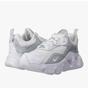 Nike Ryz White-mtlc Platinum-pure Platinum great condition